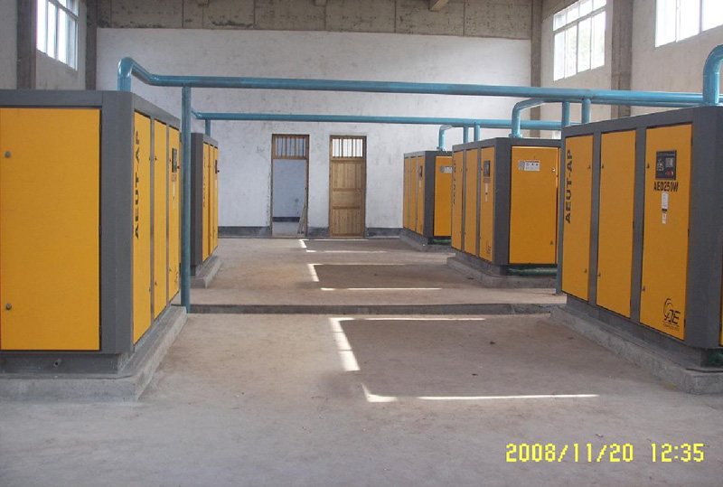 【湖南有色衡東氟化學(xué)有限公司】5臺(tái)AED-250W(水冷)艾能空壓機(jī)使用現(xiàn)場(chǎng)